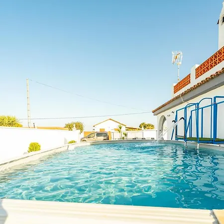 Casa Vista Alegre Costa بيت للعطل
